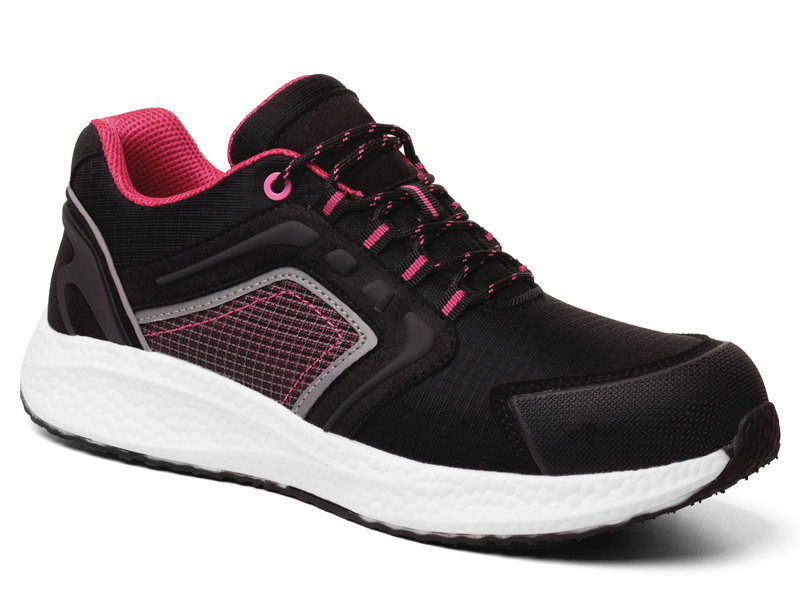 Women's Safety Shoes: A Blend of Protection, Comfort, and Style